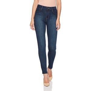 Levi’s 721 Skinny High Rise Jeans